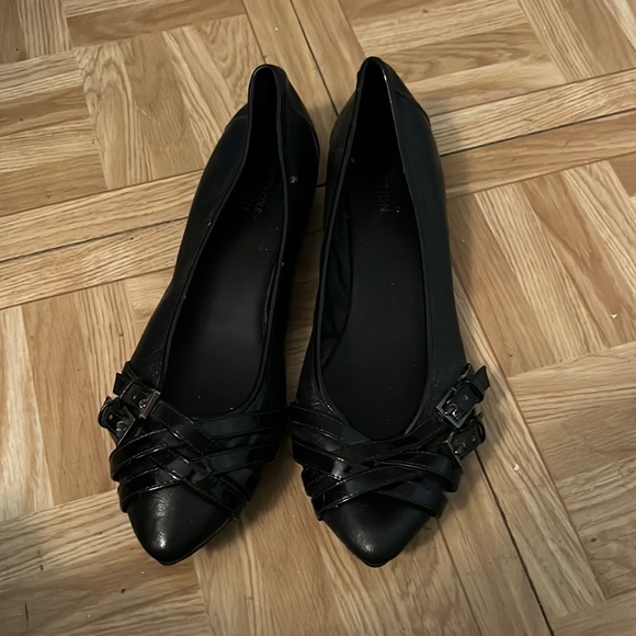 Flats with belt detail- kenneth cole reaction - Picture 1 of 3